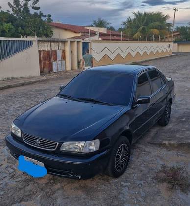 TOYOTA COROLLA 1.8 XLI 16V GASOLINA 4P AUTOMÁTICO